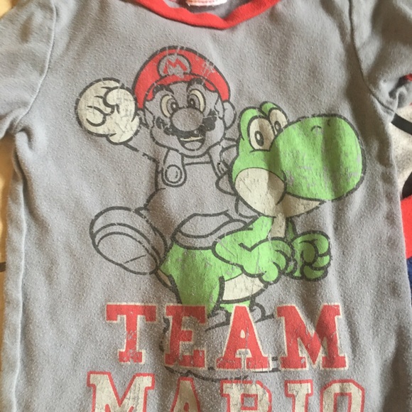 Boys size 5 Mario Pajama set PJs - Picture 5 of 5